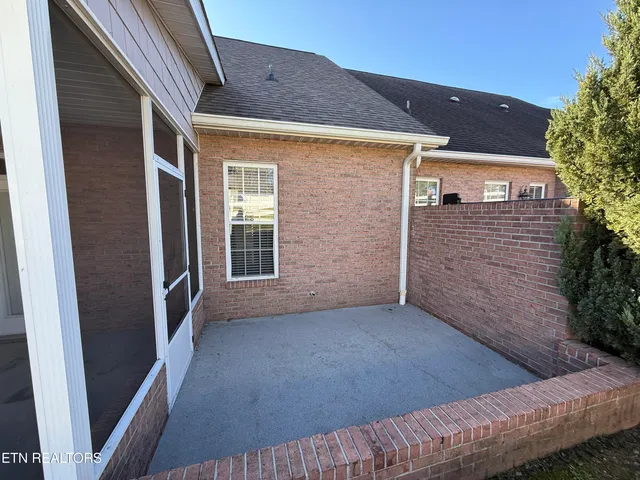 $415,000 | 1124 Creekside Village Way, Seymour, TN 37865