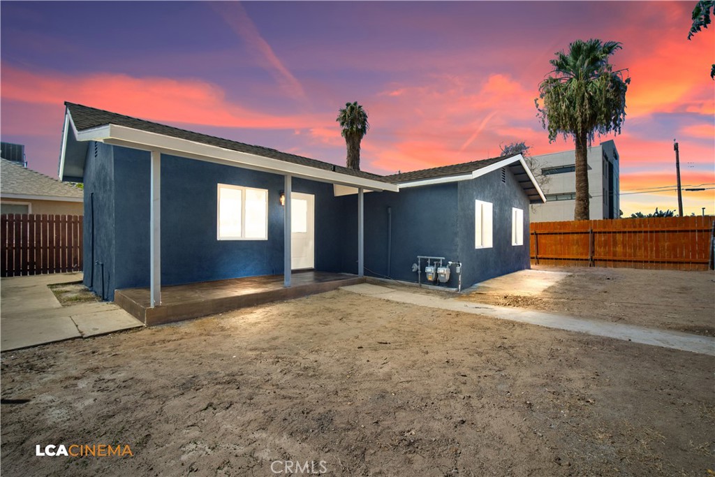 600 33rd Street, Bakersfield, CA 93301 Compass