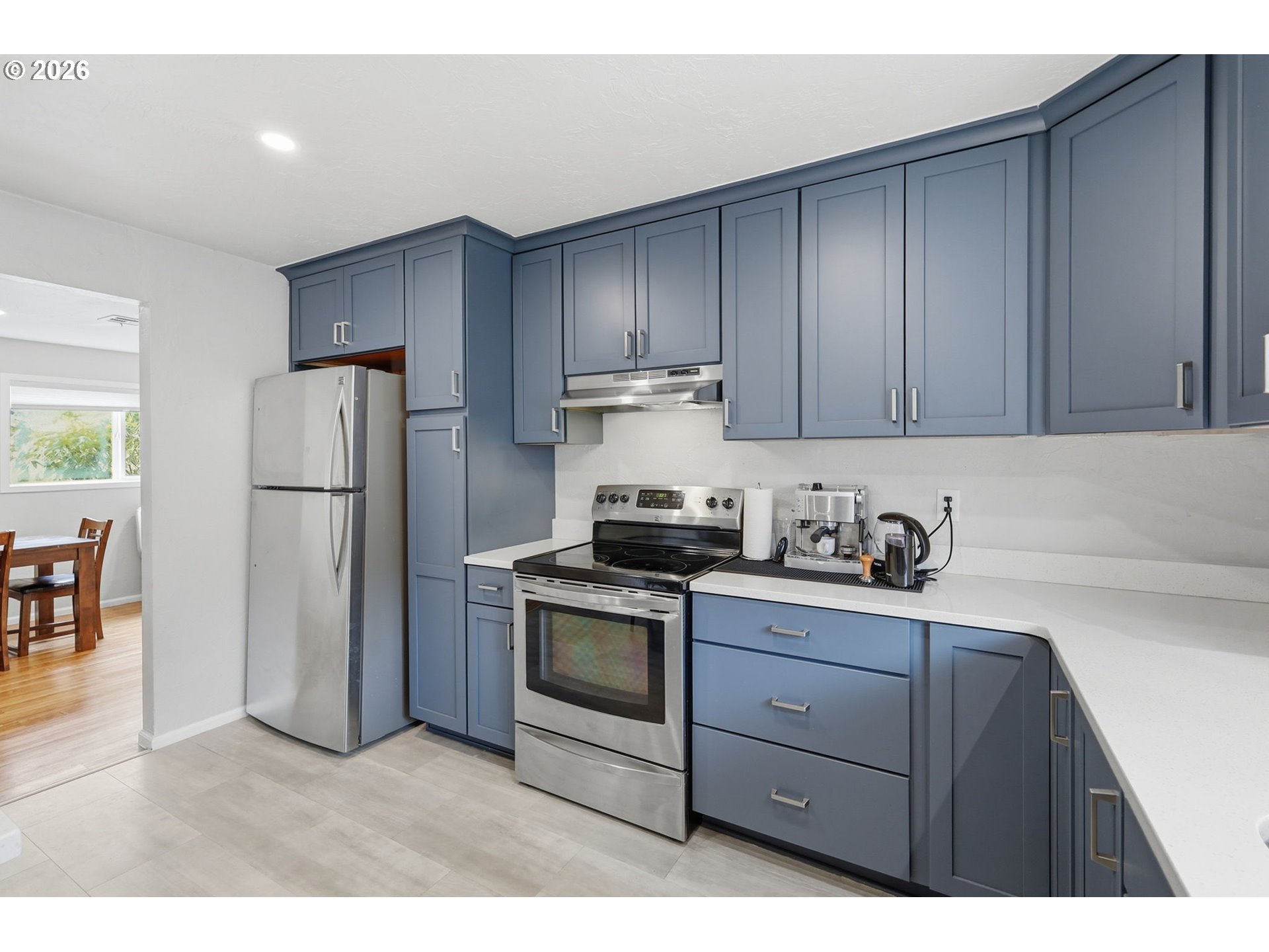 655 G Street Springfield, OR 97477 - Photo 12 of 43