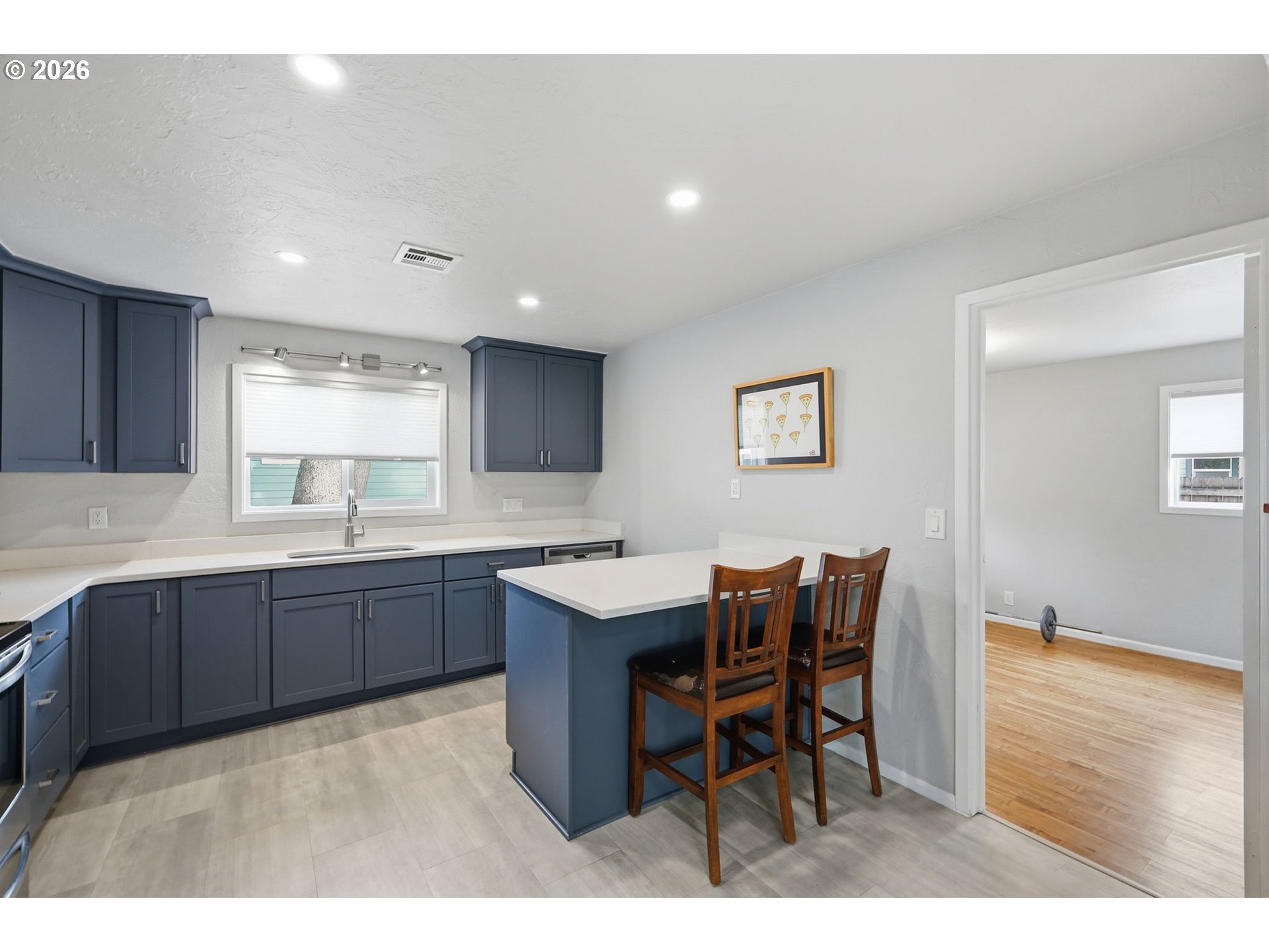 655 G Street Springfield, OR 97477 - Photo 14 of 43