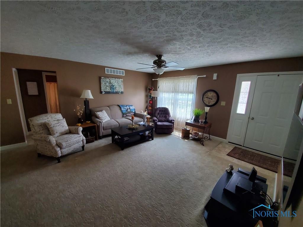 979 Greenbrier Road Upper Sandusky, OH 43351 - Photo 9 of 27 Gallery Image 9