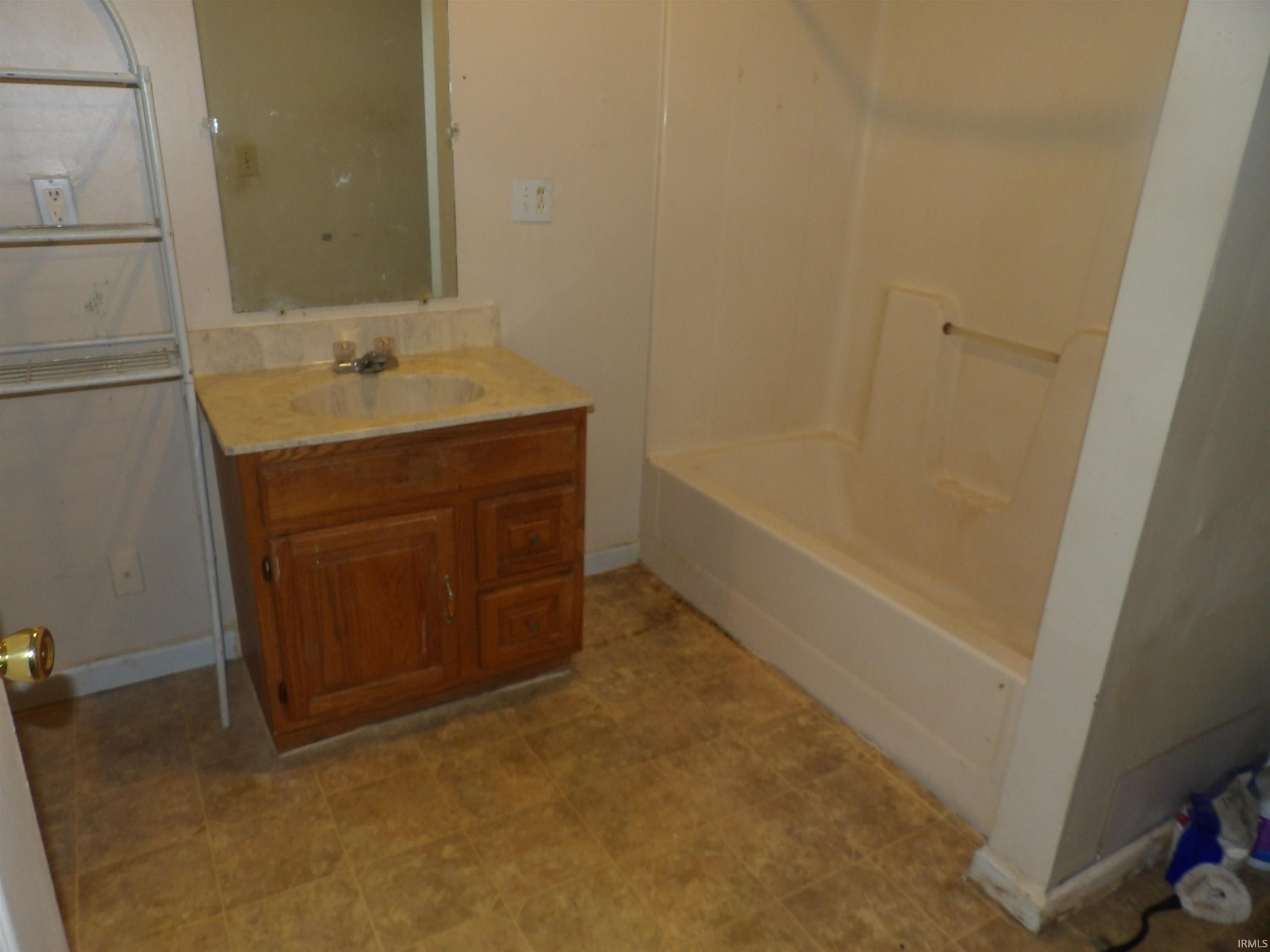 519 East Harrison Street Kokomo, IN 46901 - Photo 5 of 9
