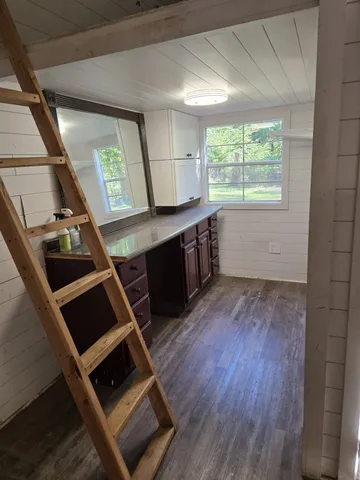 $158,900 | 6526 West Church Circle Drive, Lyles, TN 37098