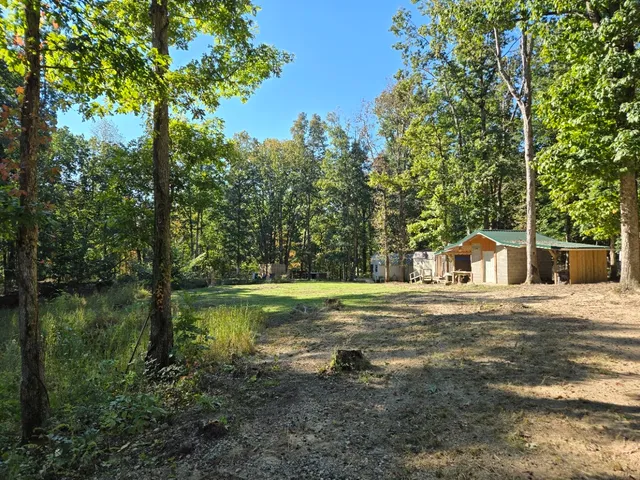 $158,900 | 6526 West Church Circle Drive, Lyles, TN 37098