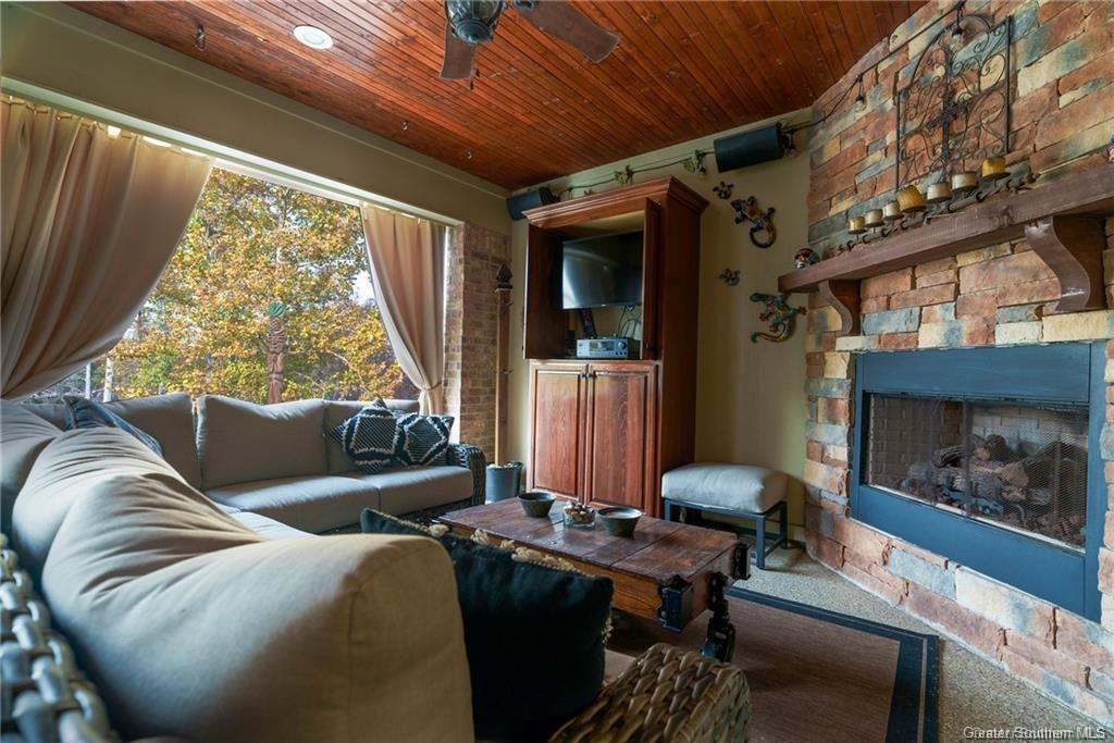 902 Hollis Road Westlake, LA 70669 - Photo 10 of 48