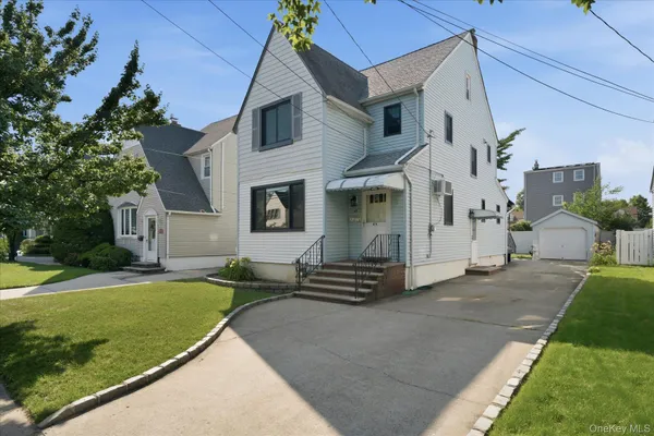 $645,000 | 45 Kenmore Road, Valley Stream, NY 11581