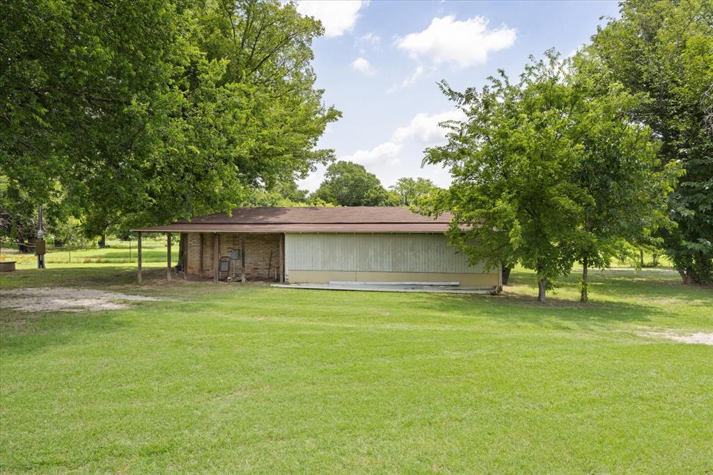 4210 Waples Road Granbury, TX 76049 - Photo 12 of 37