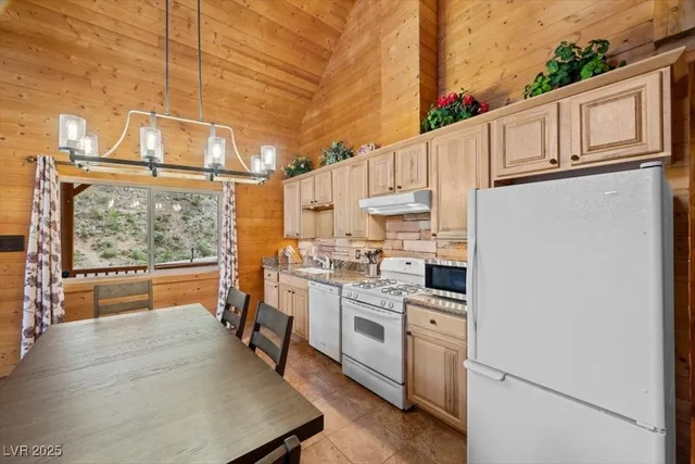 $780,000 | 4830 Silver Tip Trail, Mount Charleston, NV 89124