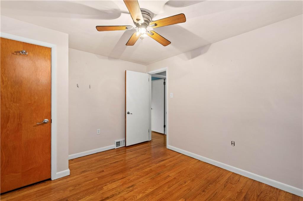 154 Drake Road Bethel Park, PA 15102 - Photo 11 of 24 Gallery Image 11
