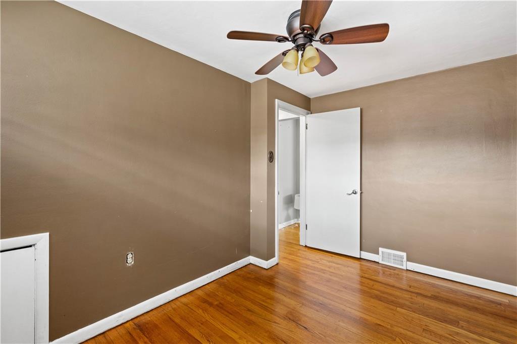 154 Drake Road Bethel Park, PA 15102 - Photo 13 of 24 Gallery Image 13