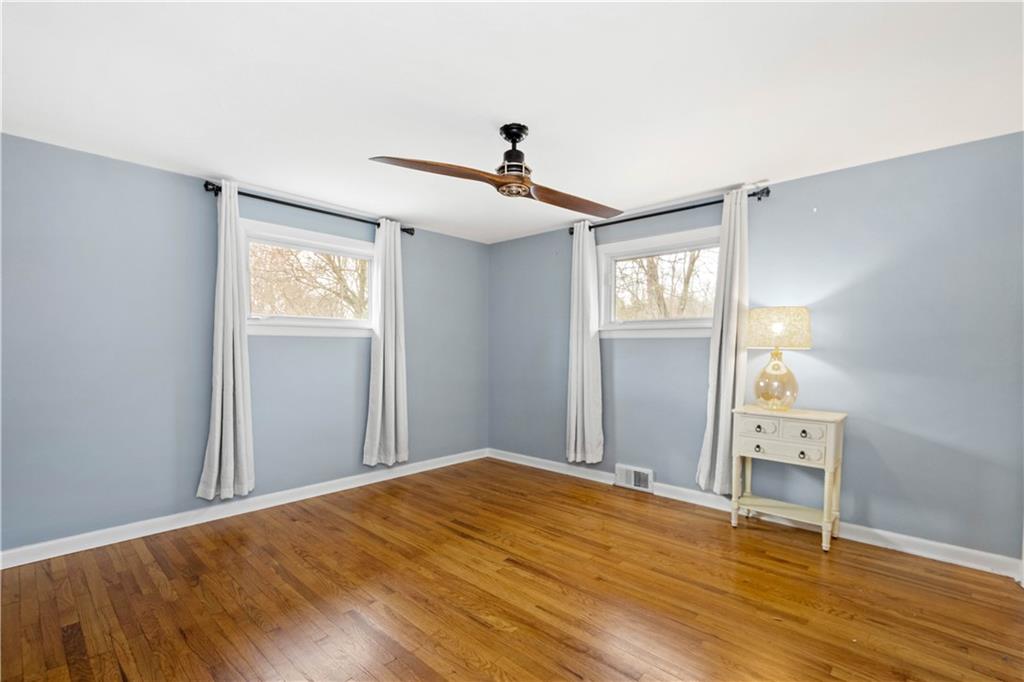 154 Drake Road Bethel Park, PA 15102 - Photo 8 of 24 Gallery Image 8