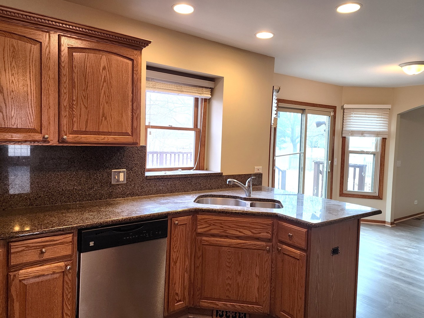 1404 Lily Cache Lane Bolingbrook, IL 60490 - Photo 10 of 21