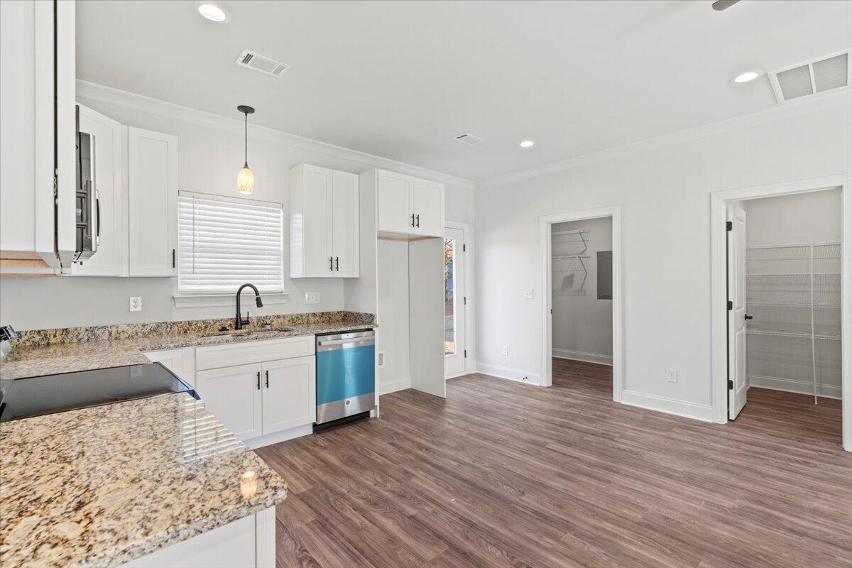 4002 Rambling Way Hephzibah, GA 30815 - Photo 11 of 32 11-Kitchen