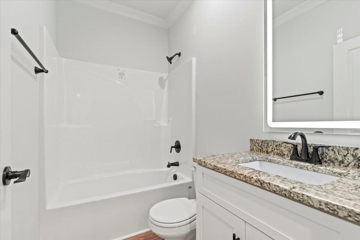 4002 Rambling Way Hephzibah, GA 30815 - Photo 27 of 32 27-Hallway Bathroom