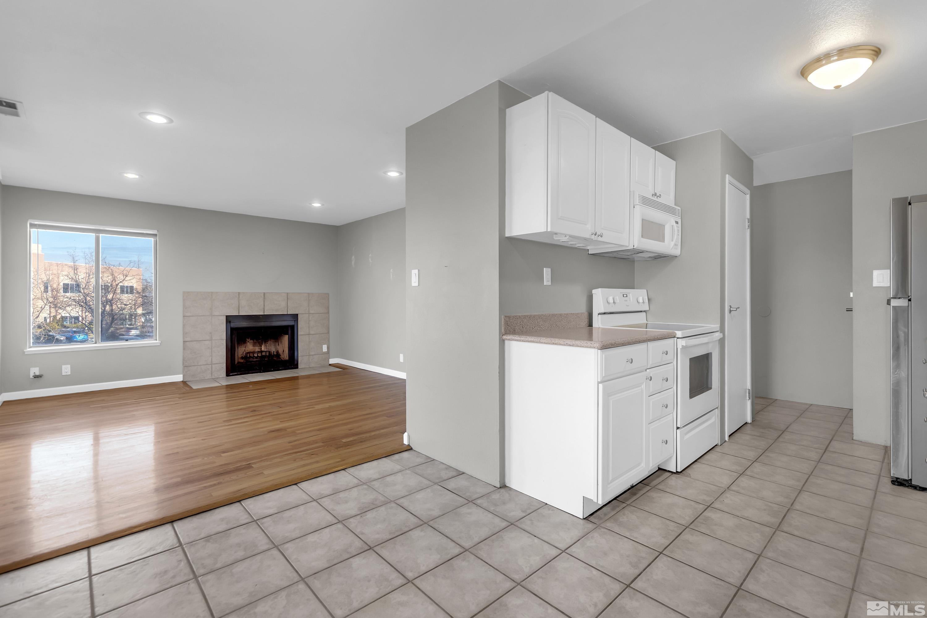 1553 Delucchi Lane, Unit H Reno, NV 89502 - Photo 14 of 30 Photo 14