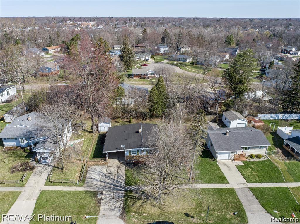 119 East River Road Flushing, MI 48433 - Photo 27 of 29