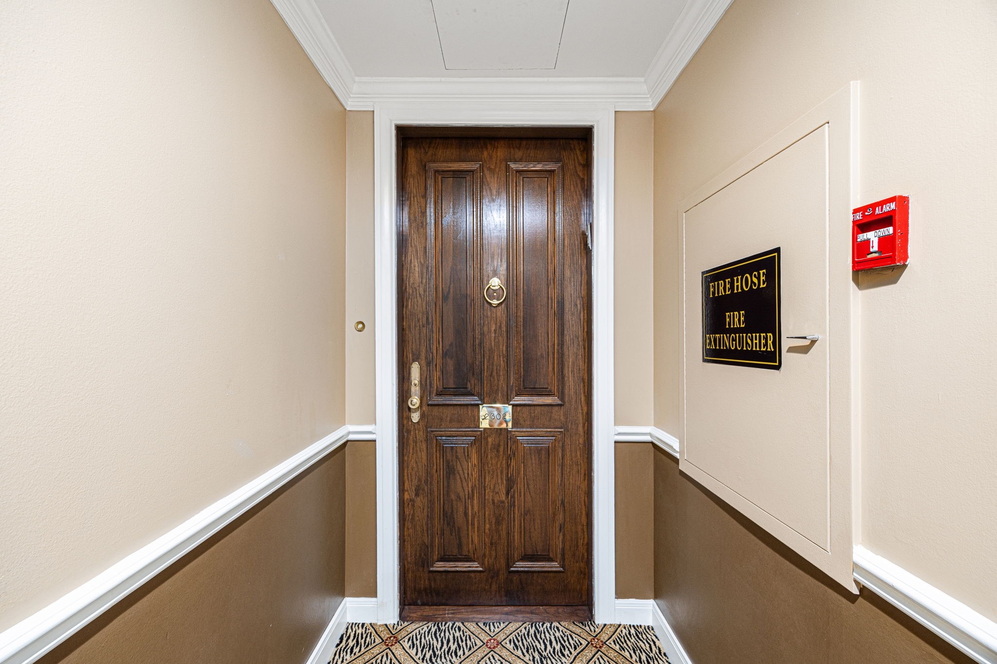 3350 McCue Road, Unit 2302 Houston, TX 77056 - Photo 20 of 35 2302 is located down it's own private hallway! Lets go check out the building amenities!