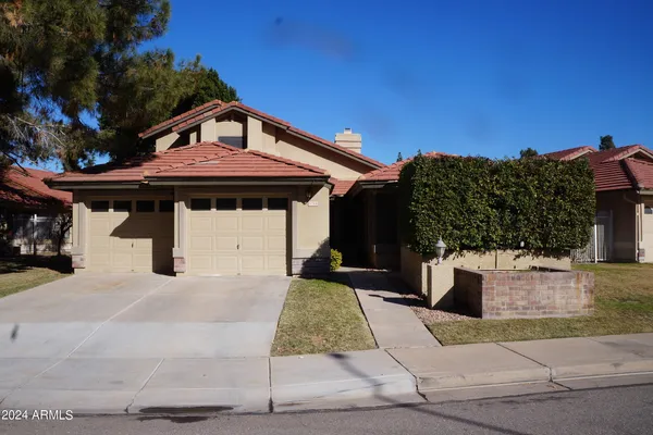 $2,700 | 5756 West Del Rio Street, Chandler, AZ 85226
