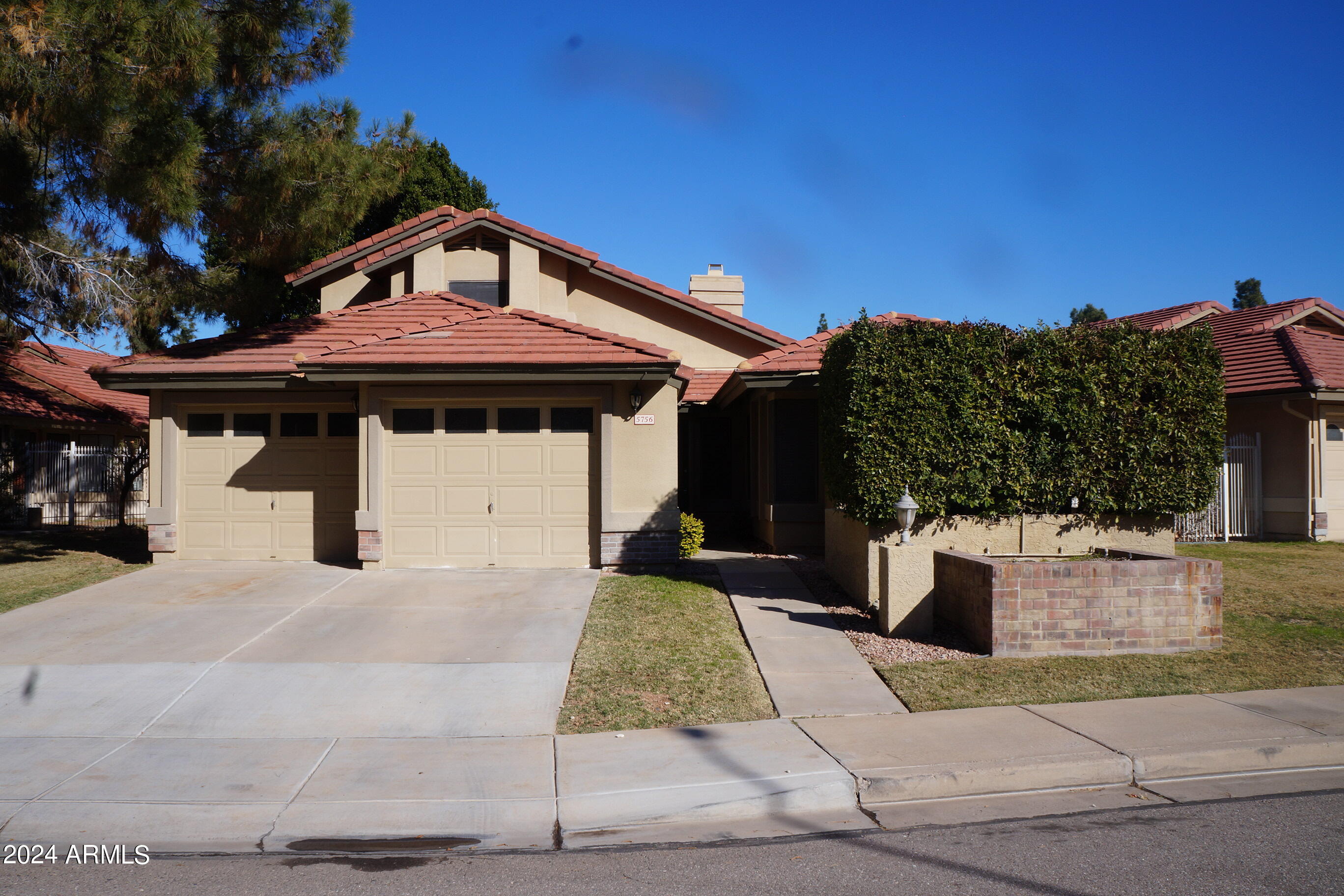 5756 West Del Rio Street Chandler, AZ 85226 - Photo 3 of 25 DSC00713