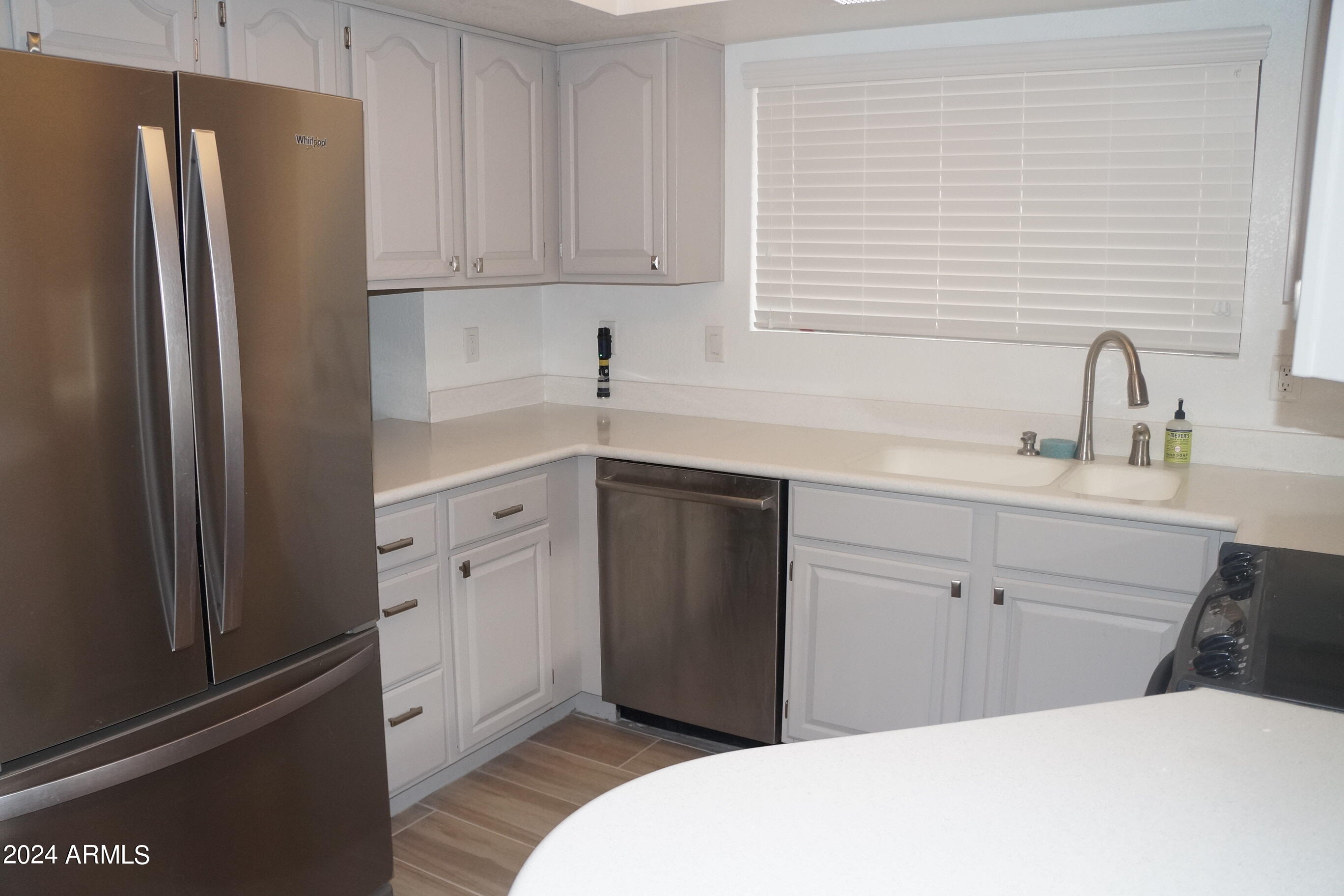 5756 West Del Rio Street Chandler, AZ 85226 - Photo 5 of 25 DSC00671