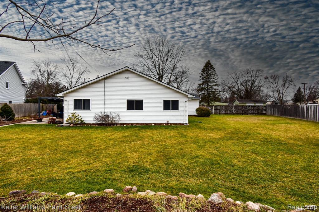 3091 Avon Manor Road Rochester Hills, MI 48307 - Photo 43 of 49