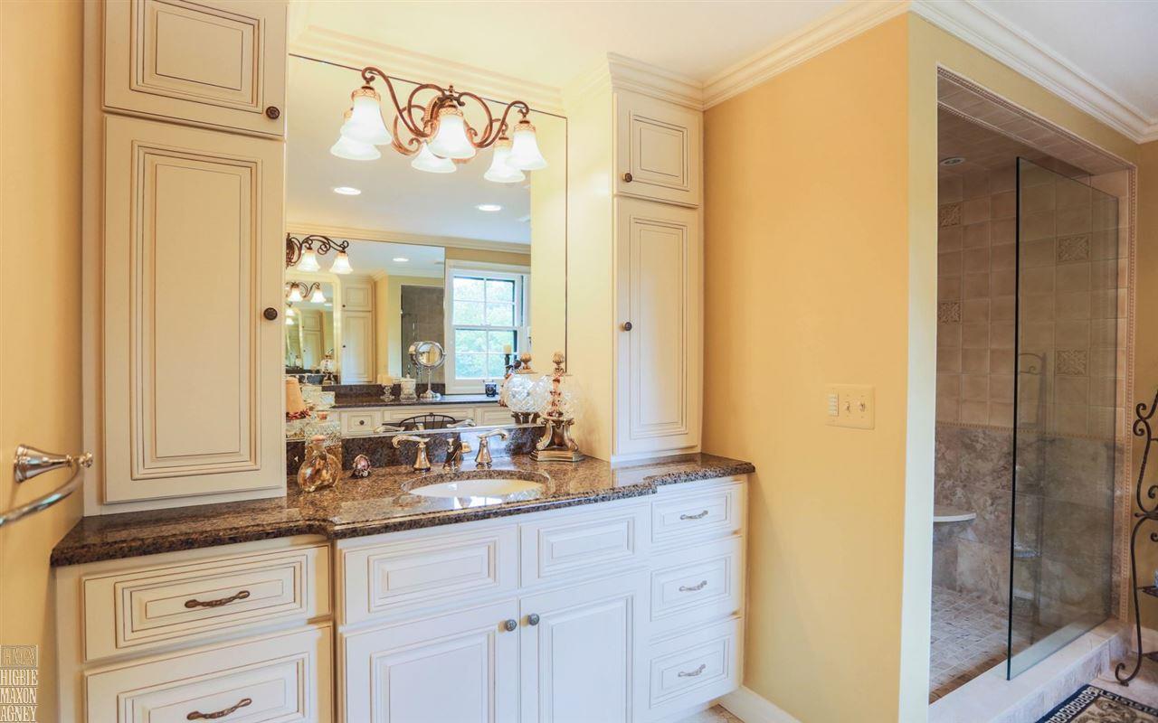 233 Stephens Road Grosse Pointe Farms, MI 48236 - Photo 26 of 42