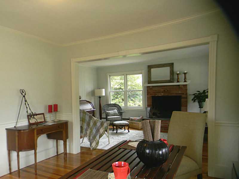 412 Sowams Road Barrington, RI 02806 - Photo 10 of 22 Living Room.