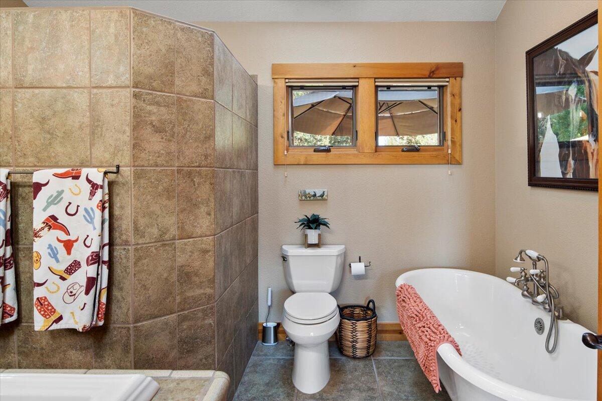 1777 Turnstone Road Redmond, OR 97756 - Photo 23 of 52 23 - 34-1777 Turnstone Rd, Redmond-34