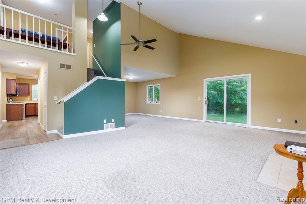 1111 Sarah Road Pinckney, MI 48169 - Photo 7 of 47