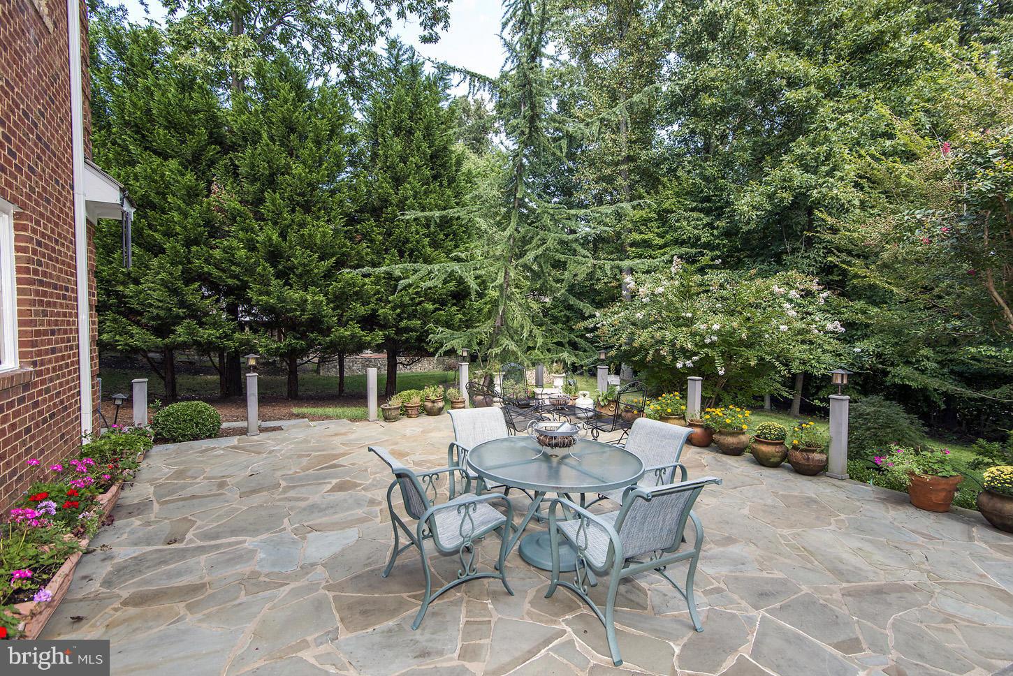 615 Potomac River Road McLean, VA 22102 - Photo 28 of 30 Patio