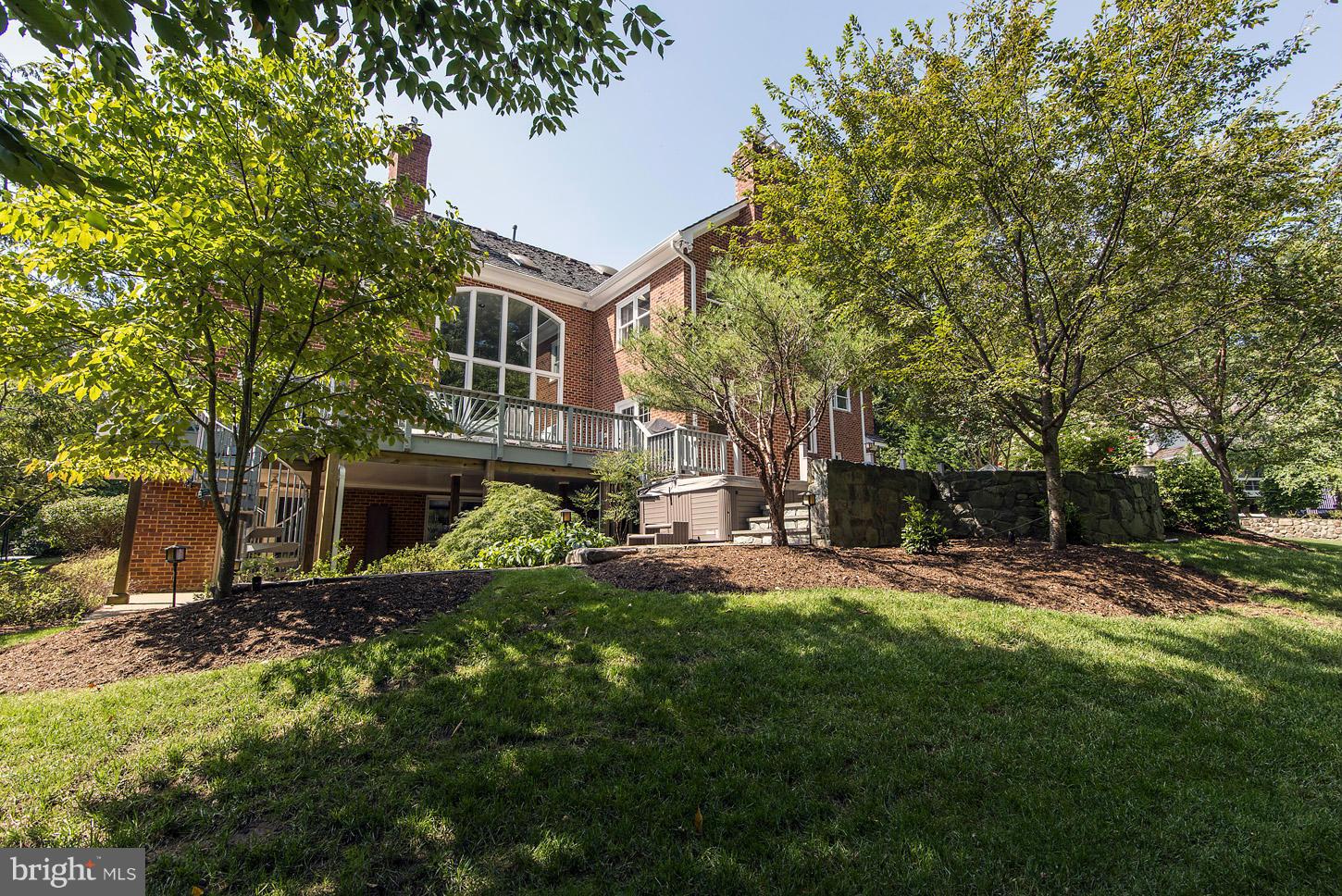 615 Potomac River Road McLean, VA 22102 - Photo 30 of 30 Exterior (Rear)