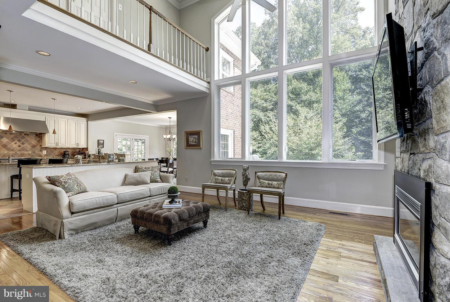 615 Potomac River Road McLean, VA 22102 - Photo 7 of 30 Family Room