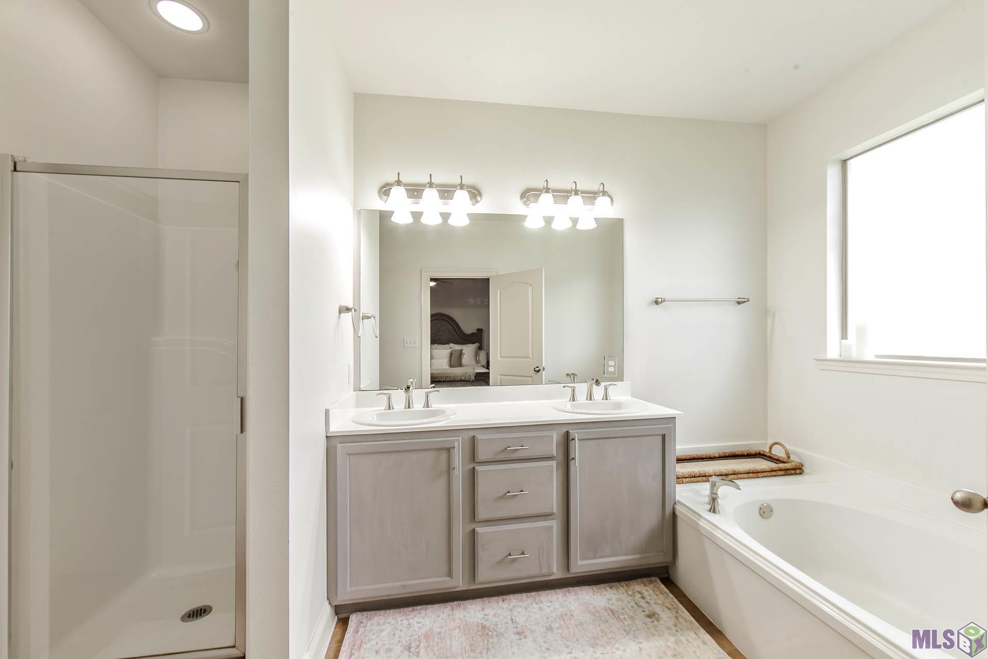 131 Windsong Way Houma, LA 70360 - Photo 9 of 13