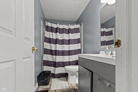 $399,900 | 6229 Carrington Drive, Indianapolis, IN 46236