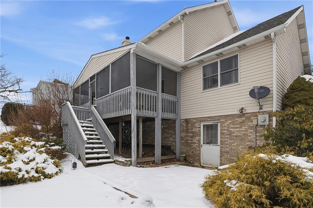 202 Holyoke Road Butler, PA 16001 - Photo 43 of 49 a front view of a house with garden