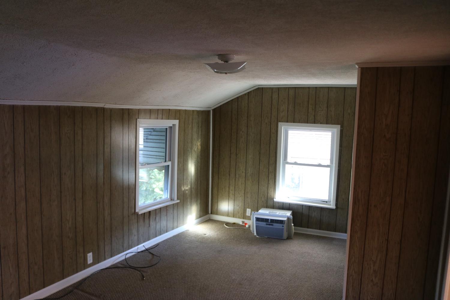 552 Front Street Lawrenceburg, IN 47025 - Photo 17 of 26