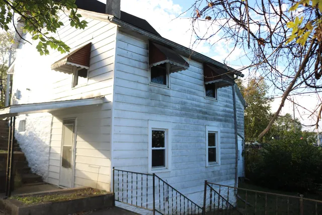 $119,900 | 552 Front Street, Lawrenceburg, IN 47025