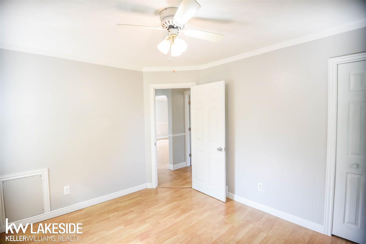 42100 Hayes Road Clinton Township, MI 48038 - Photo 11 of 22