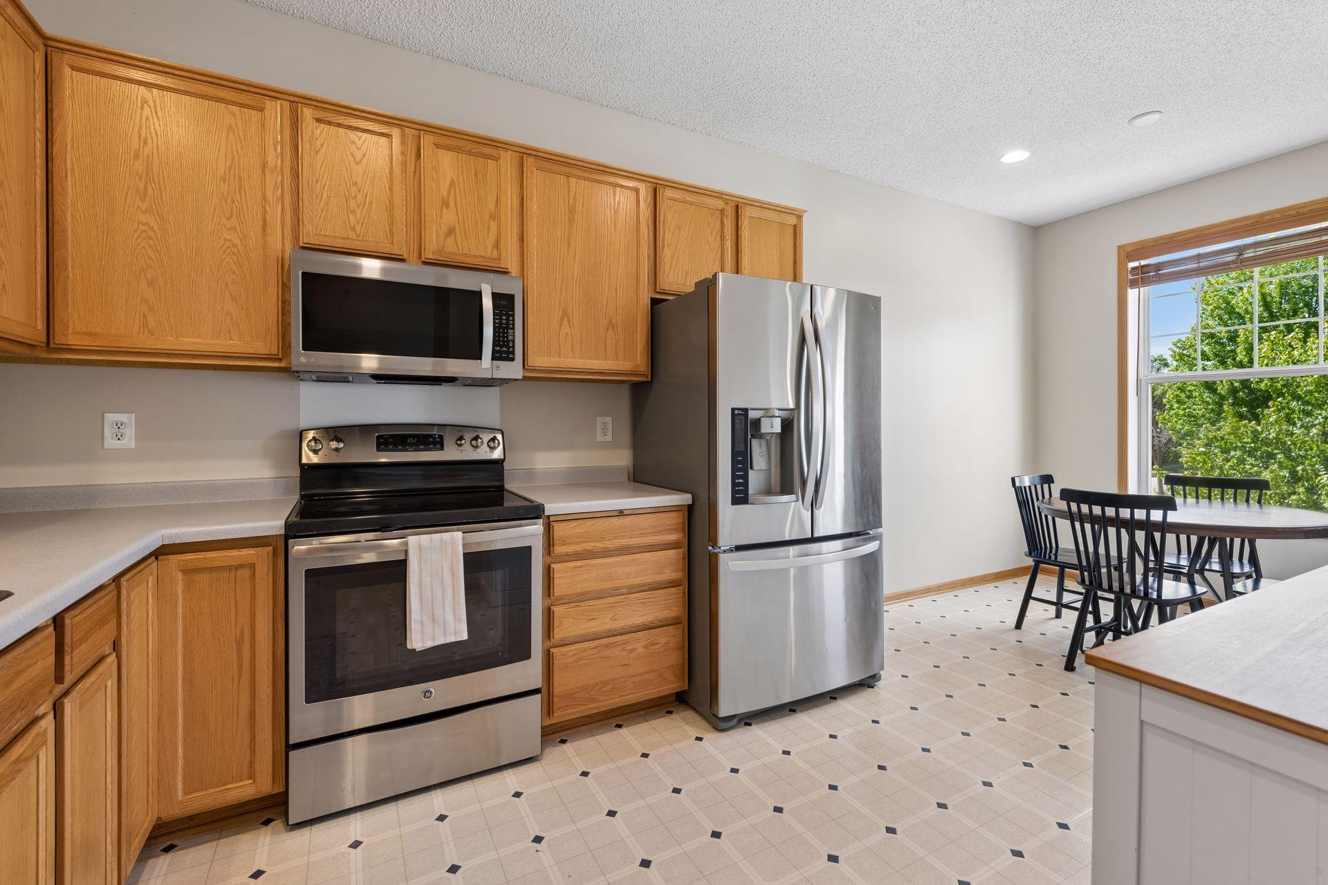 2229 Grimm Road Chaska, MN 55318 - Photo 7 of 39