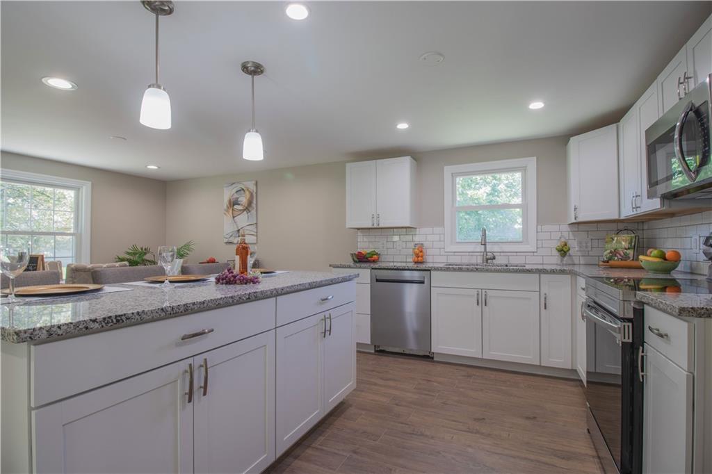 348 Middletown Road New Stanton, PA 15672 - Photo 11 of 25 Gallery Image 11