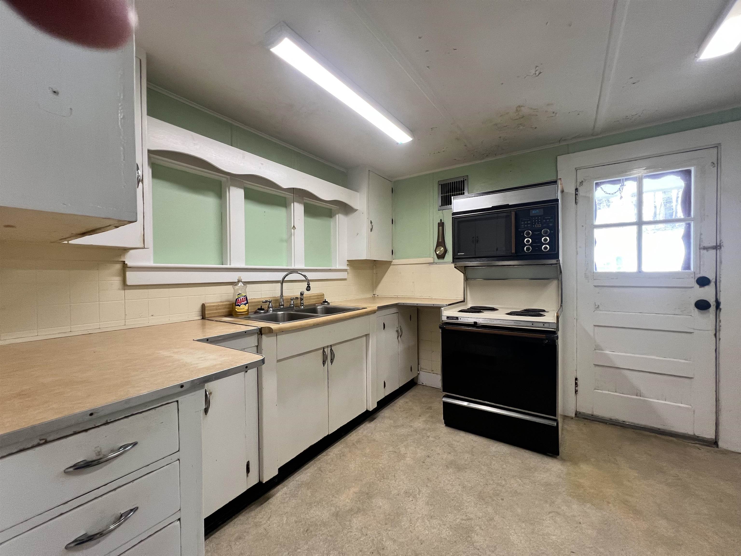 999 Acworth Road Charlestown, NH 03603 - Photo 27 of 32 Gallery Image 27