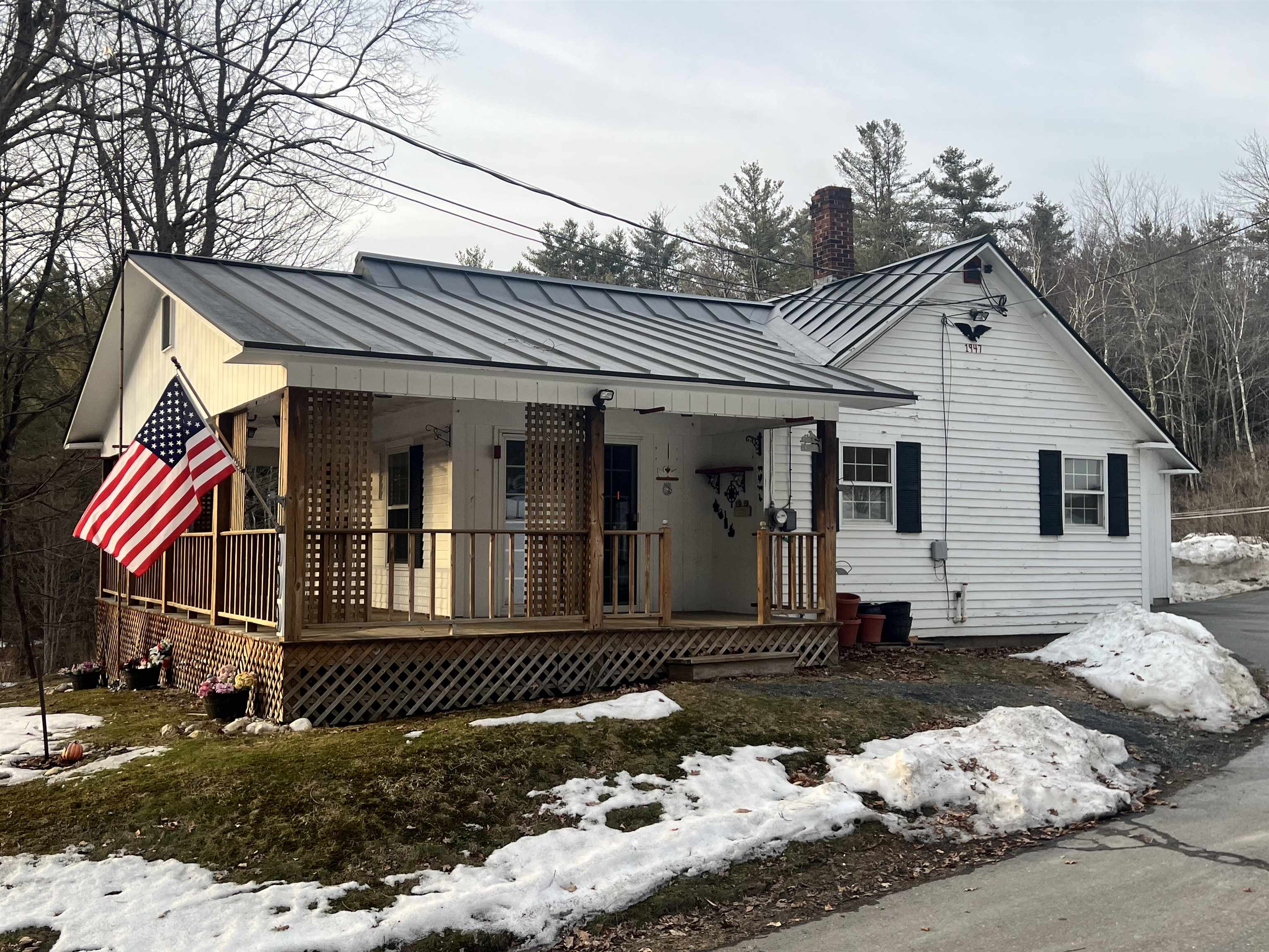 999 Acworth Road Charlestown, NH 03603 - Photo 5 of 32 Gallery Image 5