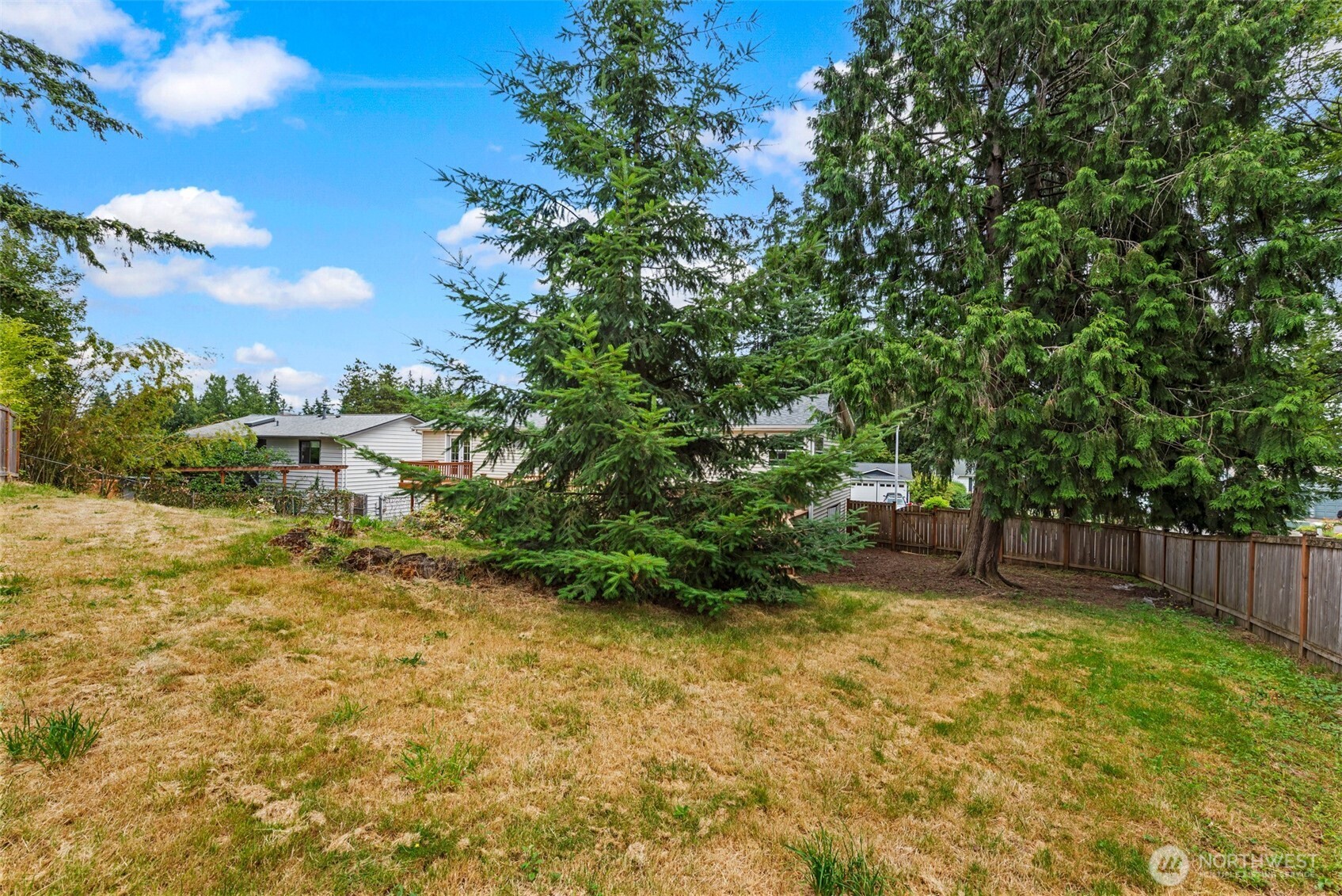 22208 Meridian Avenue South Bothell, WA 98021 - Photo 21 of 25