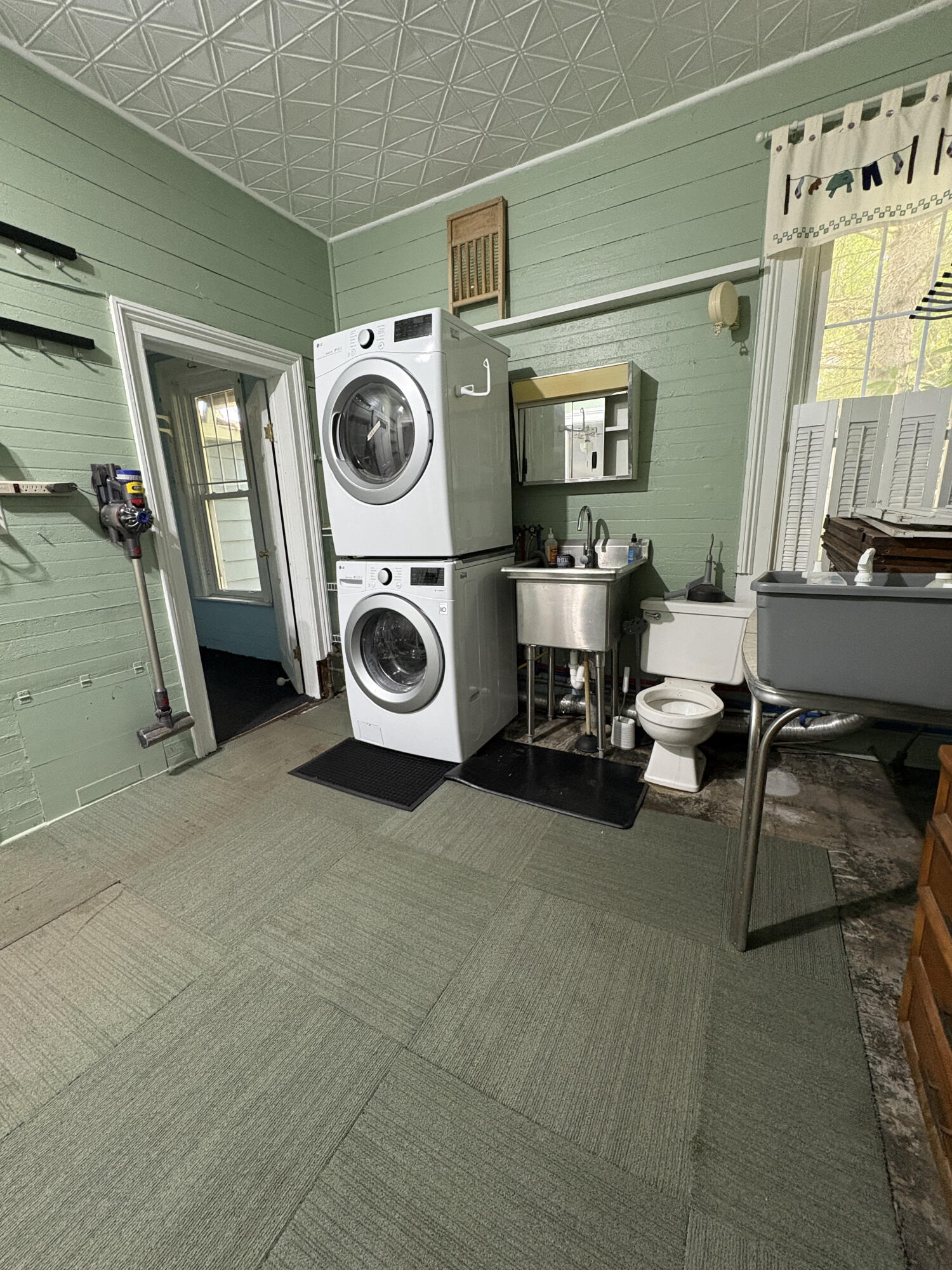 1464 South Riverside Avenue St. Clair, MI 48079 - Photo 13 of 15 Half Bath