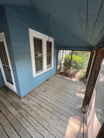 $190,000 | 1464 South Riverside Avenue, St. Clair, MI 48079