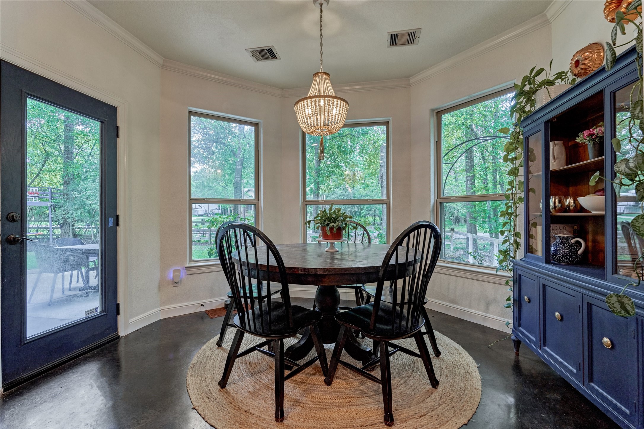 16727 Boothill Road Stagecoach, TX 77355 - Photo 18 of 44 Breakfast room has the most tranquil views and patio access.