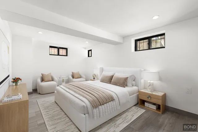 $999,000 | 110-06 209th Place | Bellaire Estates