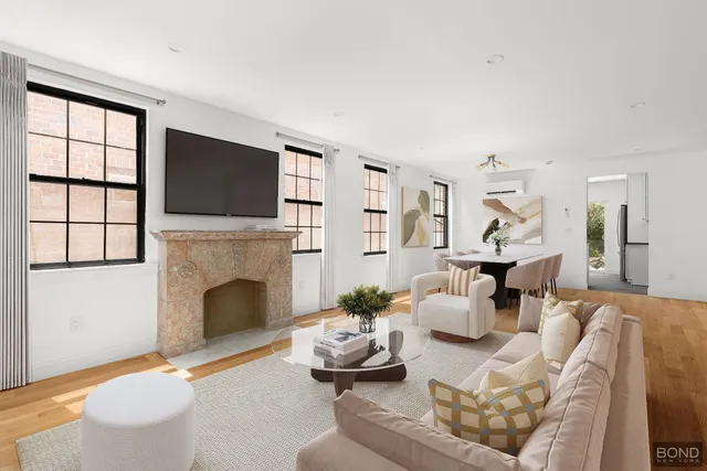 $999,000 | 110-06 209th Place | Bellaire Estates