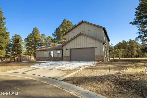$897,400 | 2769 West St Andrews, Williams, AZ 86046