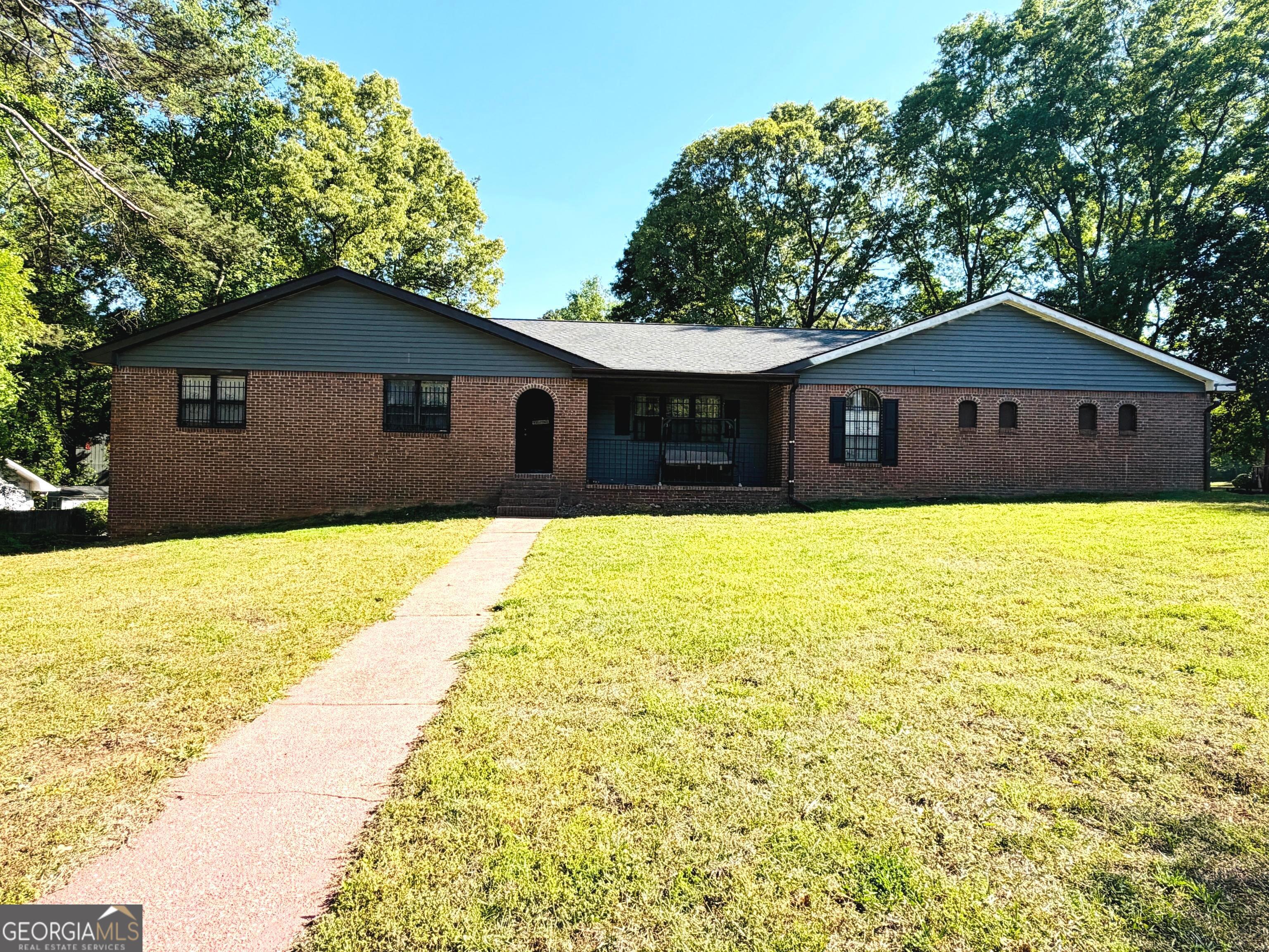 2171 Indian Hill Road Jonesboro, GA 30236 - Photo 2 of 9 Front of Structure